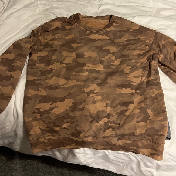 Lululemon Brown Camo Sweatshirt - Picture 1 of 3